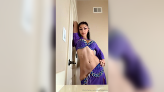 Divaflawless Strips Her Skirt And Flash Pussy Slightly Leak Onlyfans Video