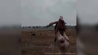 merindahbrooke Nude Nips Flashed Outdoor Leak Onlyfans Video