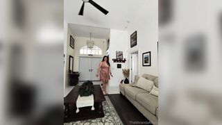 Hunnie_bunns Gg With Themirandaaffect Strip Onlyfans Leaks