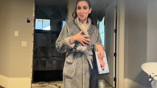 Christina Khalil New Bikini Dry Wet Leaked Porn Video