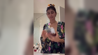 Mia Khalifa Latest Taking A Shower With Nude Boobs Out Leaked Onlyfans