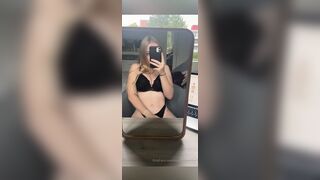 Kimberlyanjifischer Finger Her Pussy On Selfie While Doing Her Science Project Onlyfans Leak