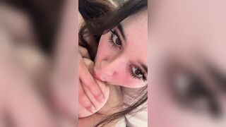 Kinglettes Own Nipples Licking Onlyfans