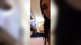TikTok Streamer Got Boobs Slips Out While Her Bf Playing Xbox