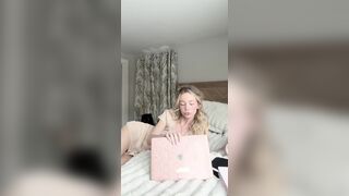 Bluebxbyyyvip Small Pussy Grinds On A Huge Toy Onlyfans