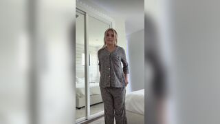 Piper Rockelle Stripping Her Pajamas Reveals Black Seethrough Lingerie Onlyfans