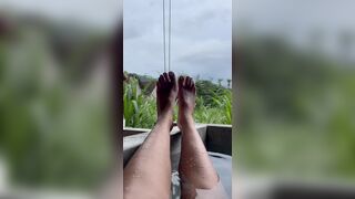 Sammysfeetngreet AKA Sammy Walsh Yeah Mad Crew Member Getting Her Feet Licked By Gf Onlyfans