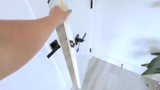 Best Friend’s Mom Masturbates After Yoga Session