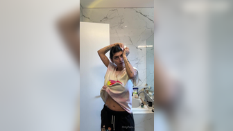 Mia Khalifa After Walk Taking A Bath Fully Nude With Her Tits Out Leaked Onlyfans Stream