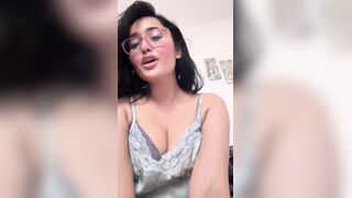 Kajal Pandey sexy body teasing leak