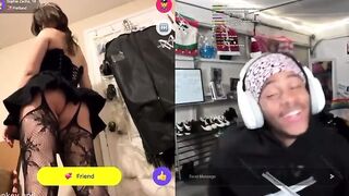 Mys_valerie 18yo Flashed Her Nipples To A Streamer On Monkeyapp
