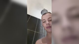 Itsluxymonroe AKA Luxydutch In Shower Playing Herself With Soap Onlyfans