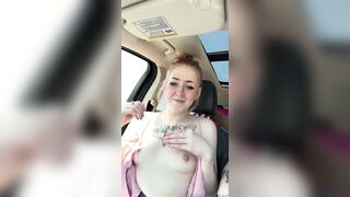Paleseafoam AKA Pseafoam Nude Boobs Out In Her Uber Ride Onlyfans