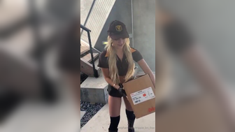 Trippie Bri Delivery Girl Got Creampied In Pussy Onlyfans Sex Video Leak