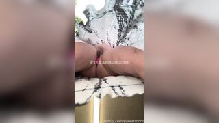 Ishrn Aka Pixxarmom Upview Of Her Pussy Lips With Anal Plug Leak Fansly Video