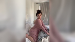 Colleen.333 Teasing On Bed And Getting Slipped Nude Nipples Leak Onlyfans