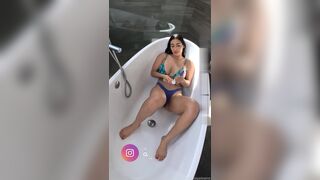 Anabella Galeano Closeup Nude Pussy Masturbating In Bathtub Leak Fansly Video