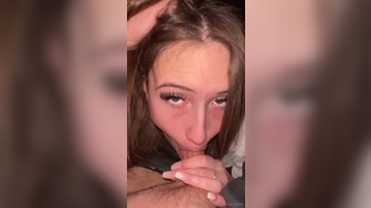 Alexia.loom Quick Sucking Cock Slow mo Onlyfans Leak